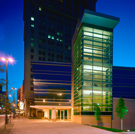 csu gateway at night